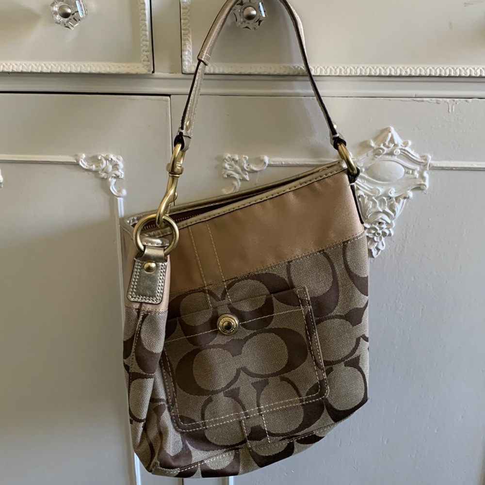 Vintage coach purse!